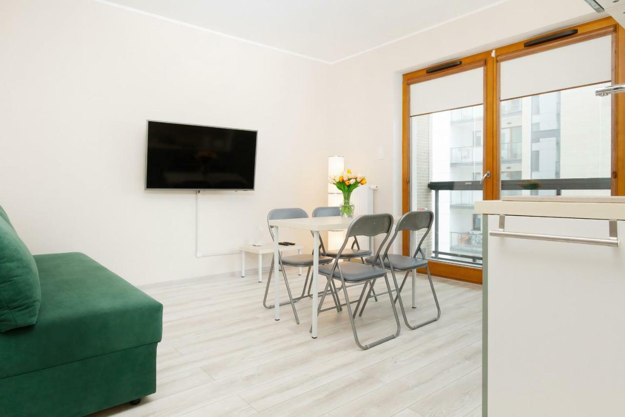 Apartments Zajezdnia Wrzeszcz Gdansk Grudziadzka By Noclegi Renters Exterior foto